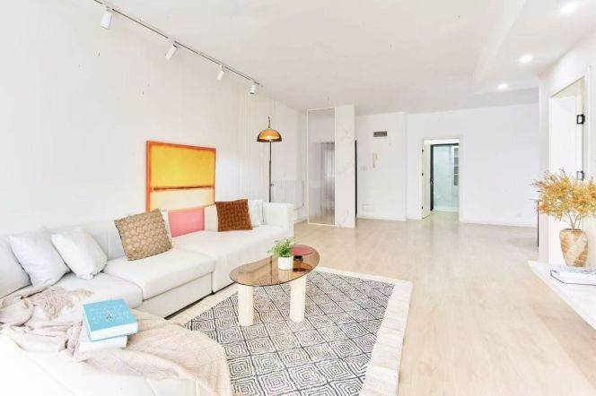3BR Apartment near Longement Shopping Mall (L2/L3/L4)