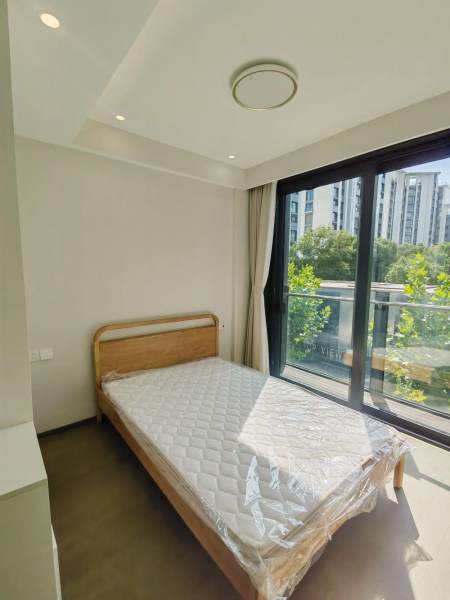 Housing image — Bedroom