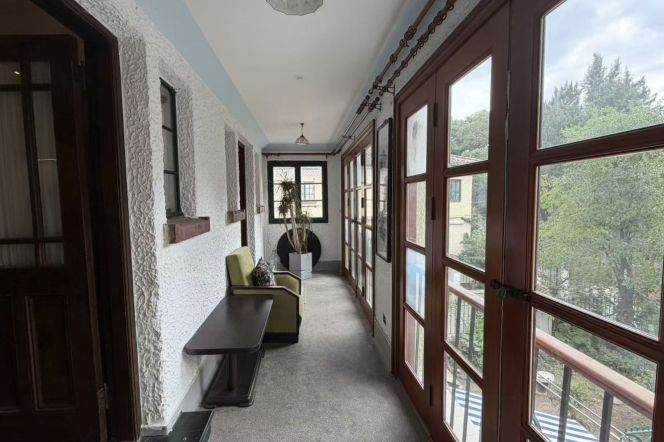 Spacious 1BR Heritage Apartment in Old Xuhui with Private Garden