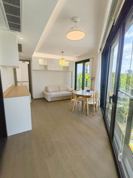 Housing image — Living Room