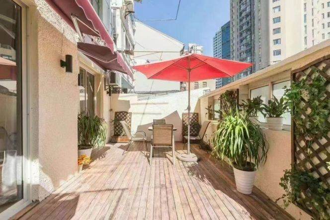 1BR Apartment in Old Xuhui with Terrace