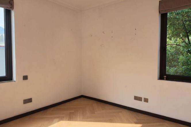 3BR Lane House in Old Xuhui with Green View (L10)