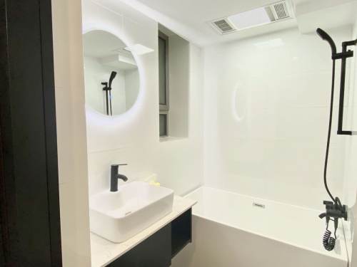 Housing image — Bathroom