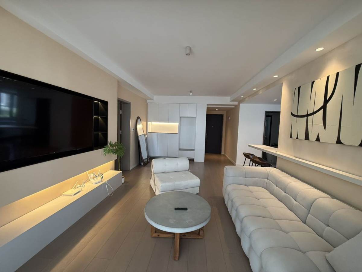 Housing image — Living Room