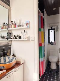 Housing image — Bathroom