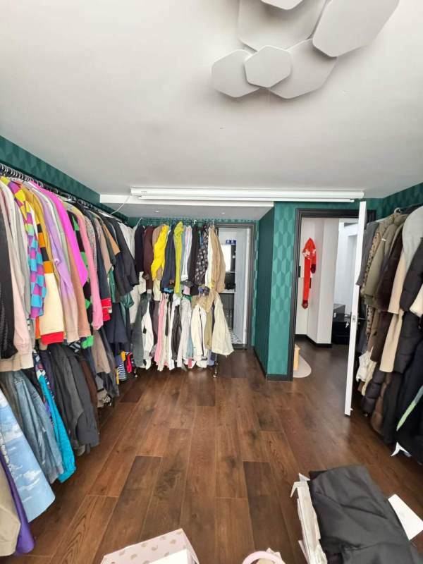 Housing image — Bedroom