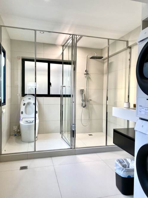 Housing image — Bathroom