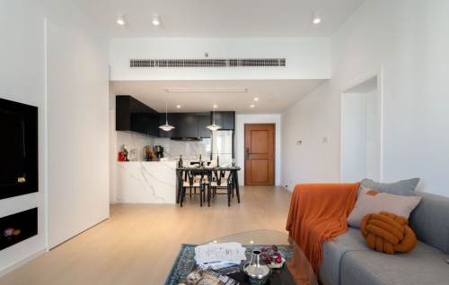 Housing image — Living Room
