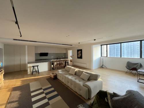 Housing image — Living Room