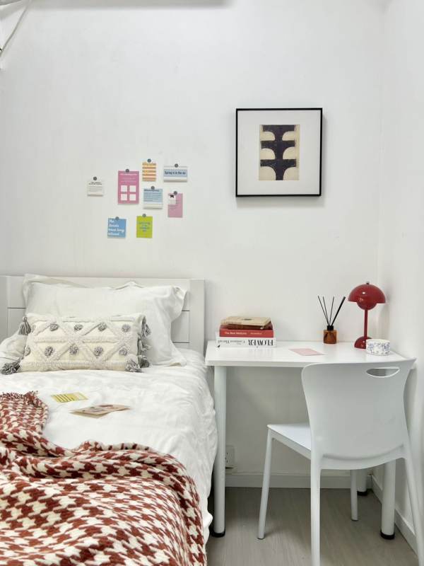 Housing image — Bedroom