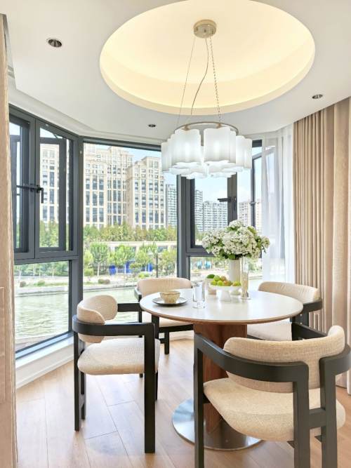 Housing image — Dining Area