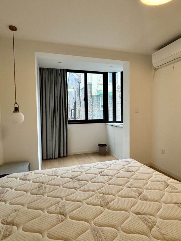 Housing image — Bedroom