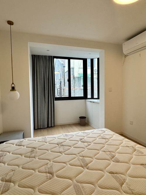 Housing image — Bedroom