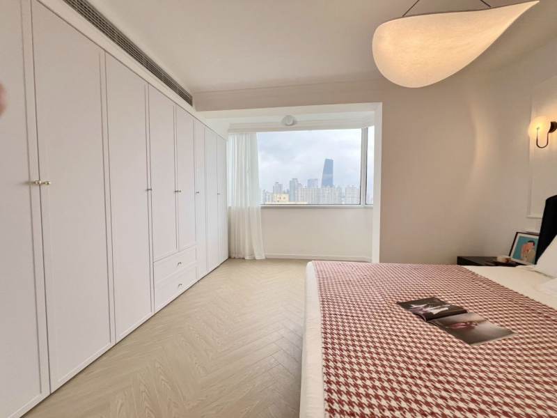 Housing image — Bedroom