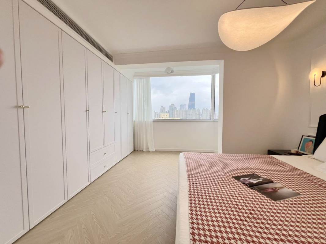 Housing image — Bedroom