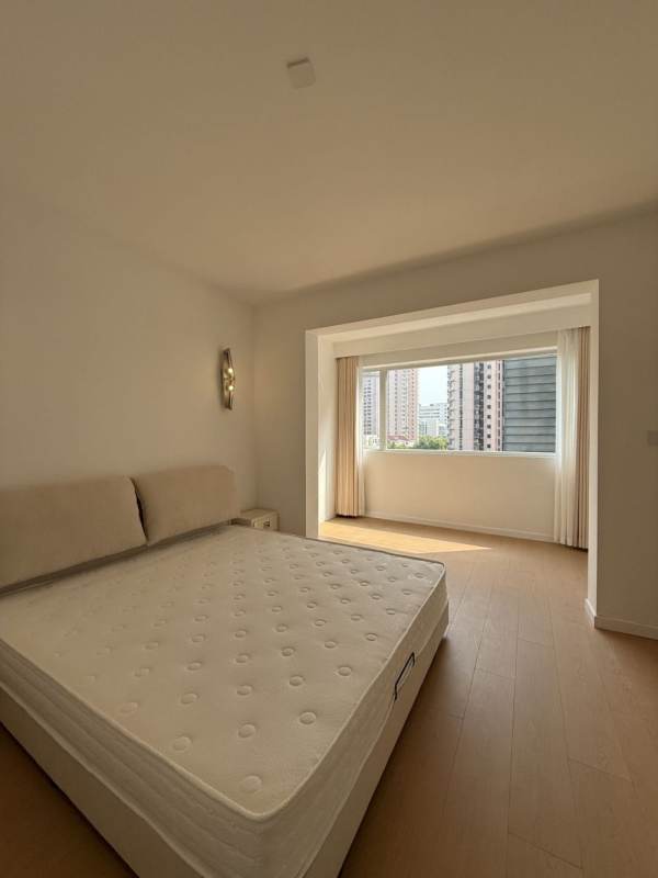 Housing image — Bedroom
