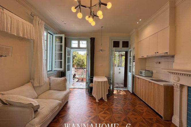 1BR Lane House near Zhongshan Park (L2/L11)