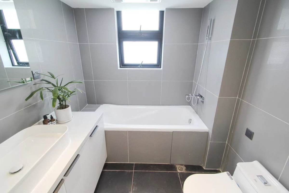 Housing image — Bathroom