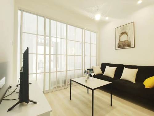 Housing image — Living Room