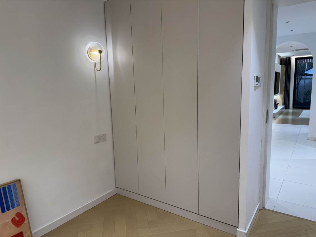 Housing image — Bedroom