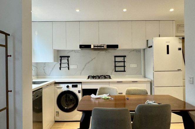 3BR Apartment in Old Xuhui (L10/L11)