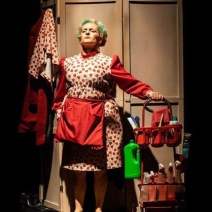 Children's Theatre: La SuperCasalinga - Super Nanny