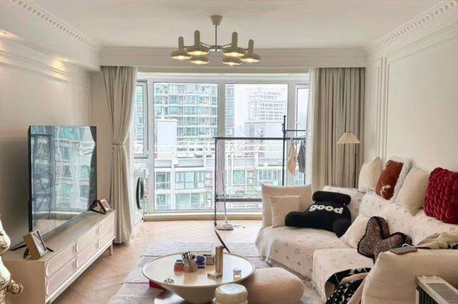 3BR Apartment near Zhongxing Rd Metro (L8)