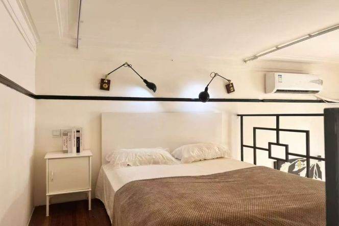 1BR Lane House in Old Xuhui with Private Garden (L1/L10/L12)