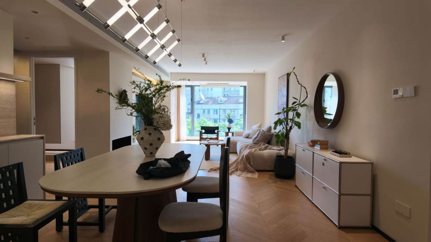 Housing image — Living Room