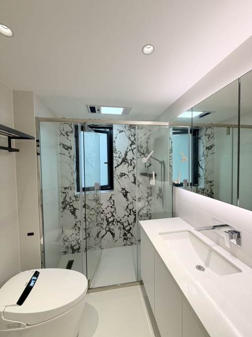 Housing image — Bathroom