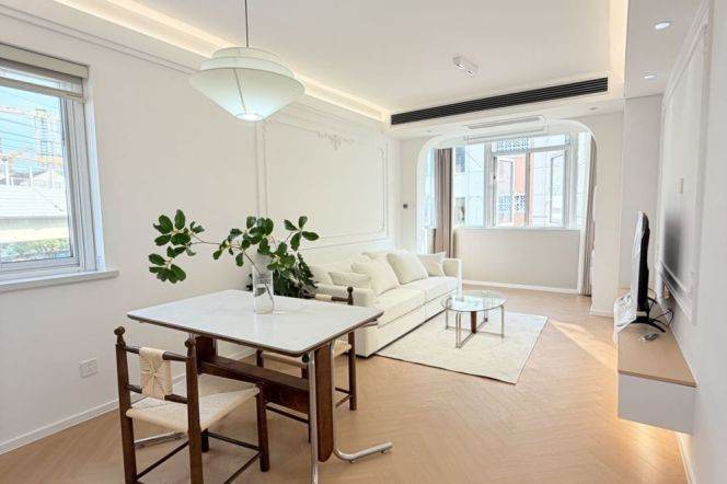 1BR Apartment near Zhongshan Park (L2/L3/L4)