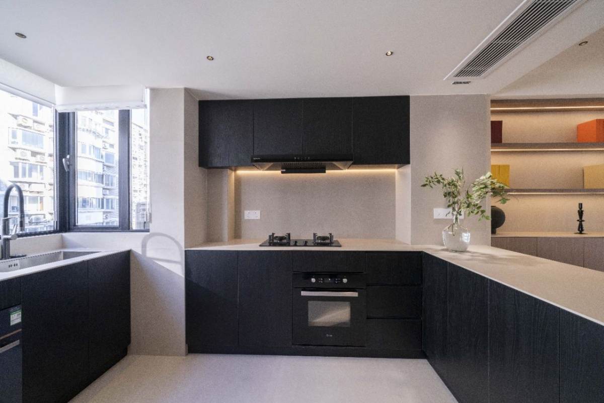 Housing image — Kitchen