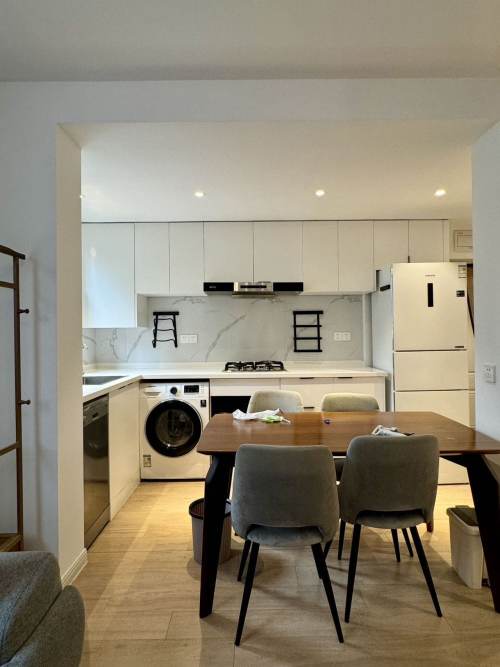 Housing image — Dining Area