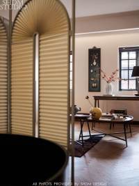 Housing image — Living Room