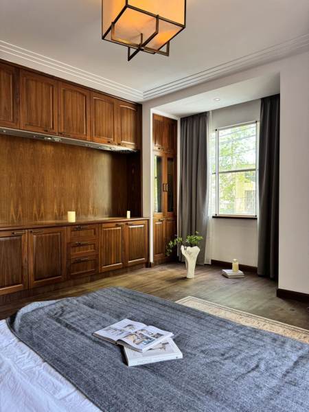 Housing image — Bedroom