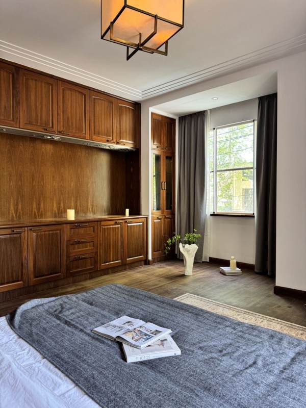 Housing image — Bedroom