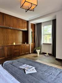 Housing image — Bedroom