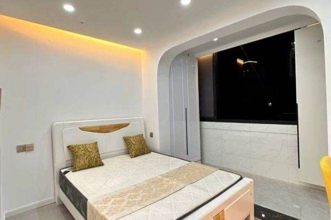 1BR Apartment near Tongchuan Road Metro (L14/L15)