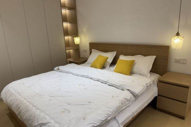 2BR Apartment in Jing'an with Terrace (L2/L12/L13)
