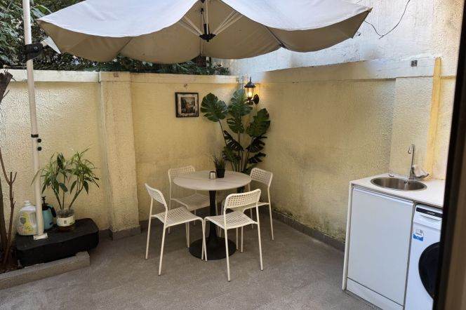 2BR Apartment in Jing'an with Terrace (L2/L12/L13)