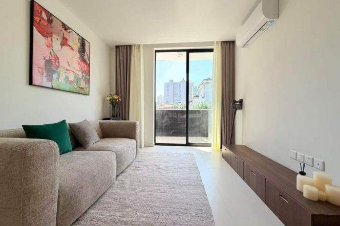 1BR Apartment in Old Xuhui