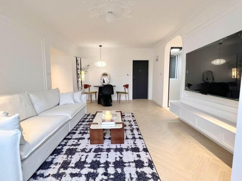 Housing image — Living Room