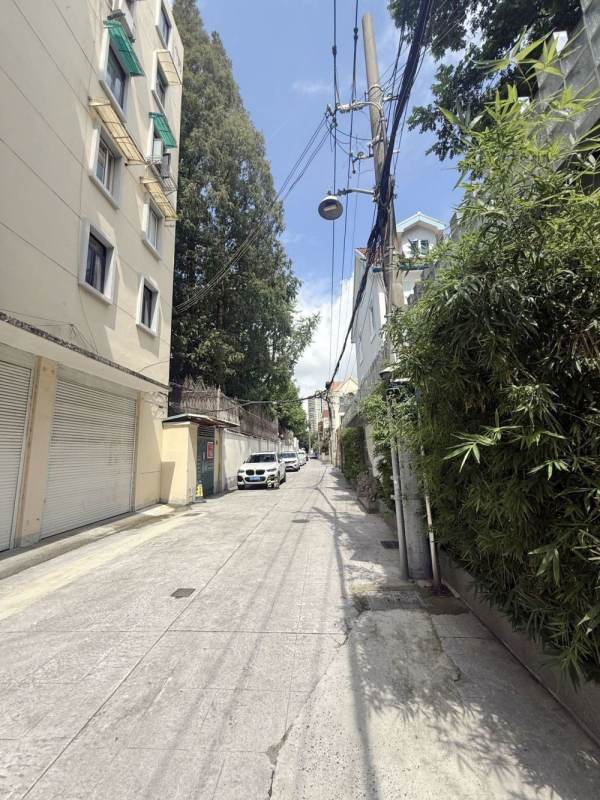 Housing image — Compound