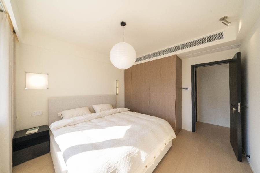 Housing image — Bedroom