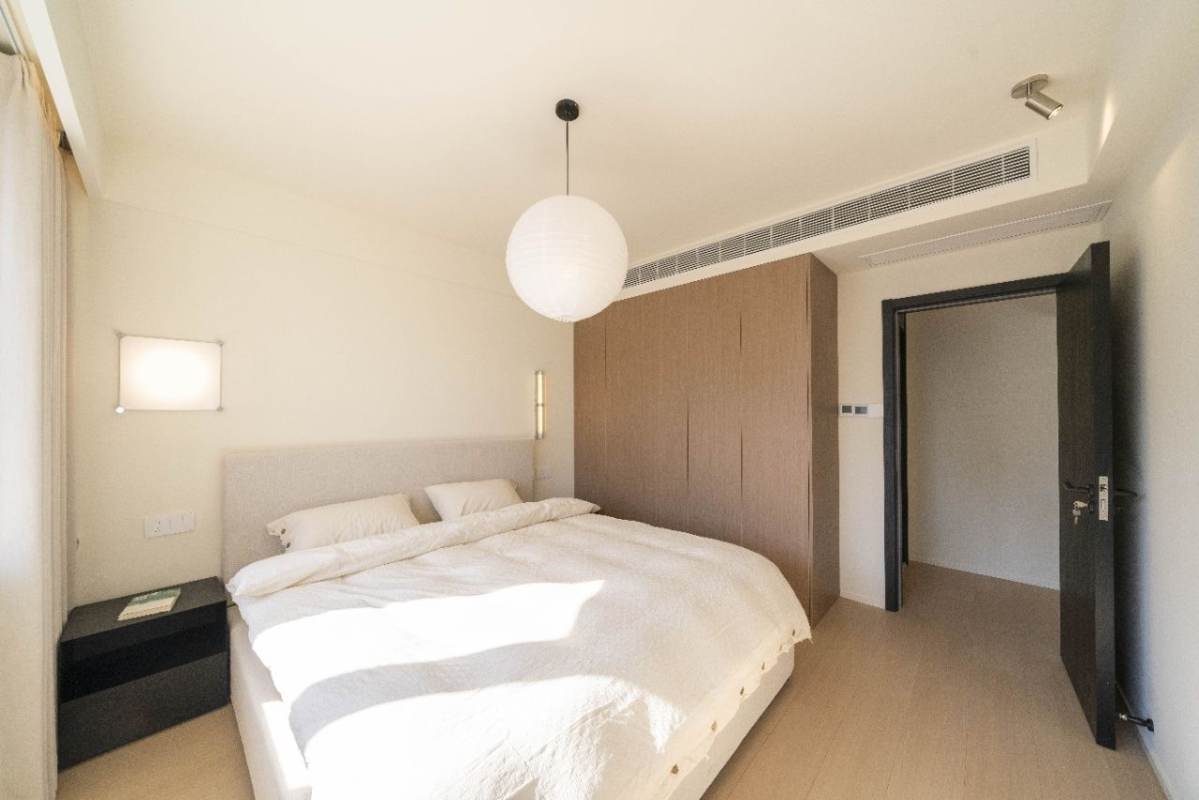 Housing image — Bedroom