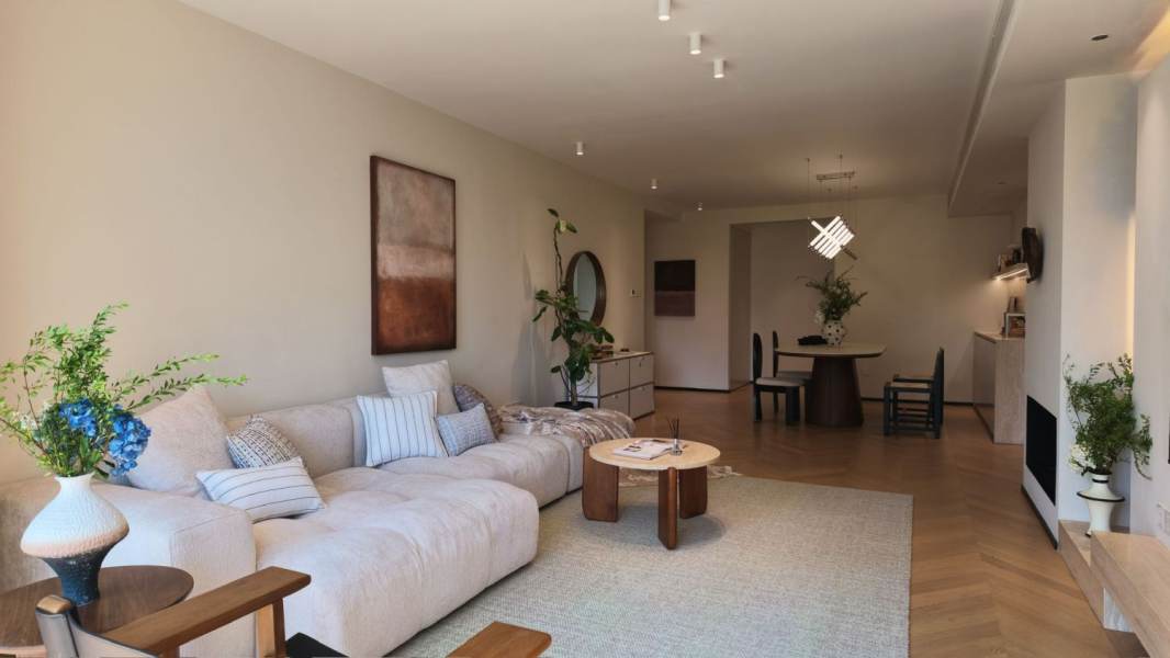 Housing image — Living Room