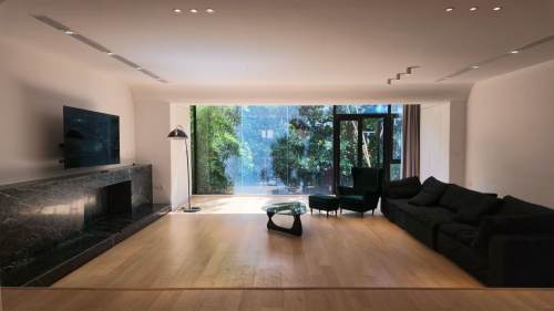 Housing image — Living Room