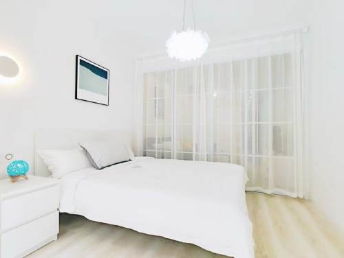 Housing image — Bedroom