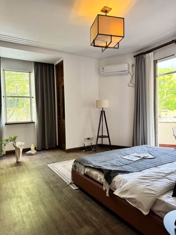 Housing image — Bedroom