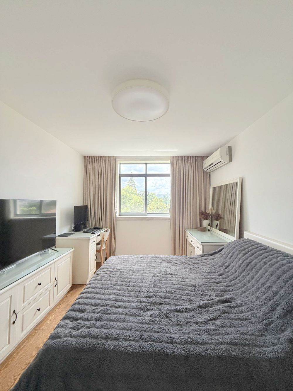 Housing image — Bedroom